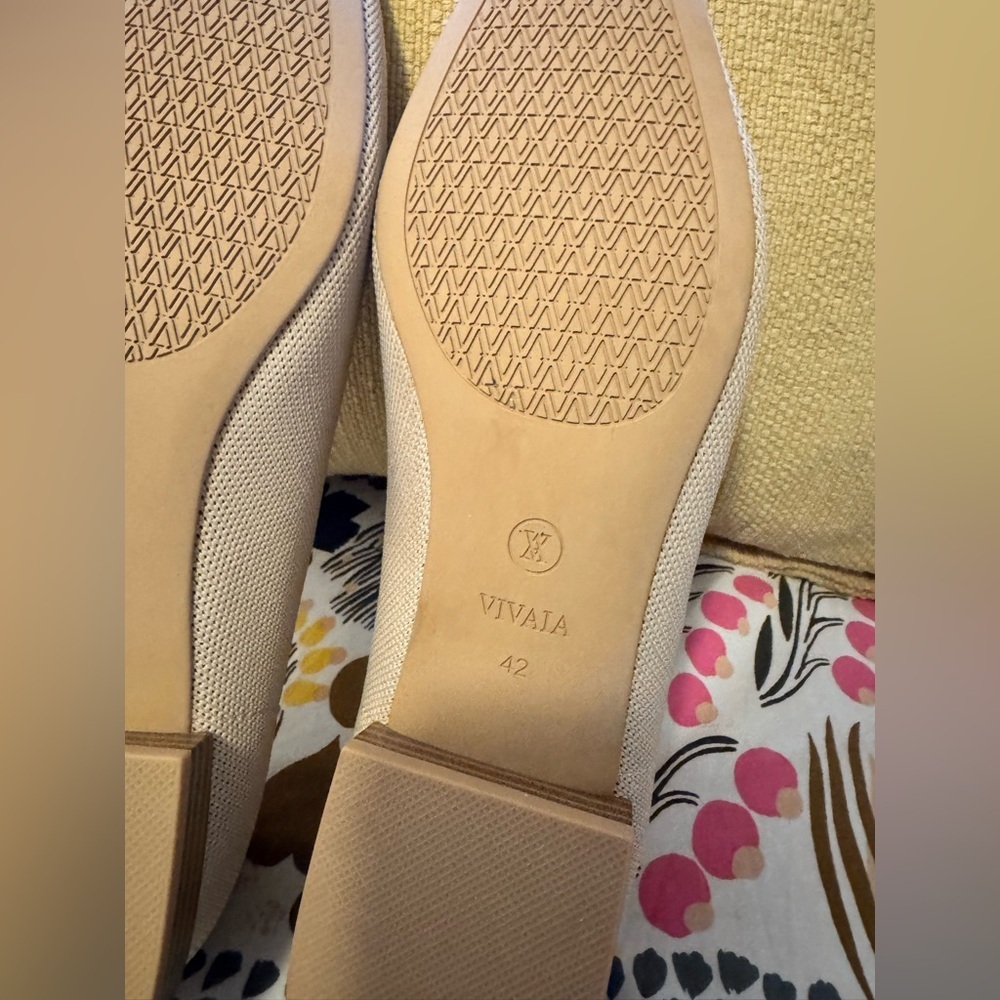 NEW Vivaia Minnie Pro Square Toe Pointed Heels Short Tan Size 42 NWOT - Picture 10 of 10